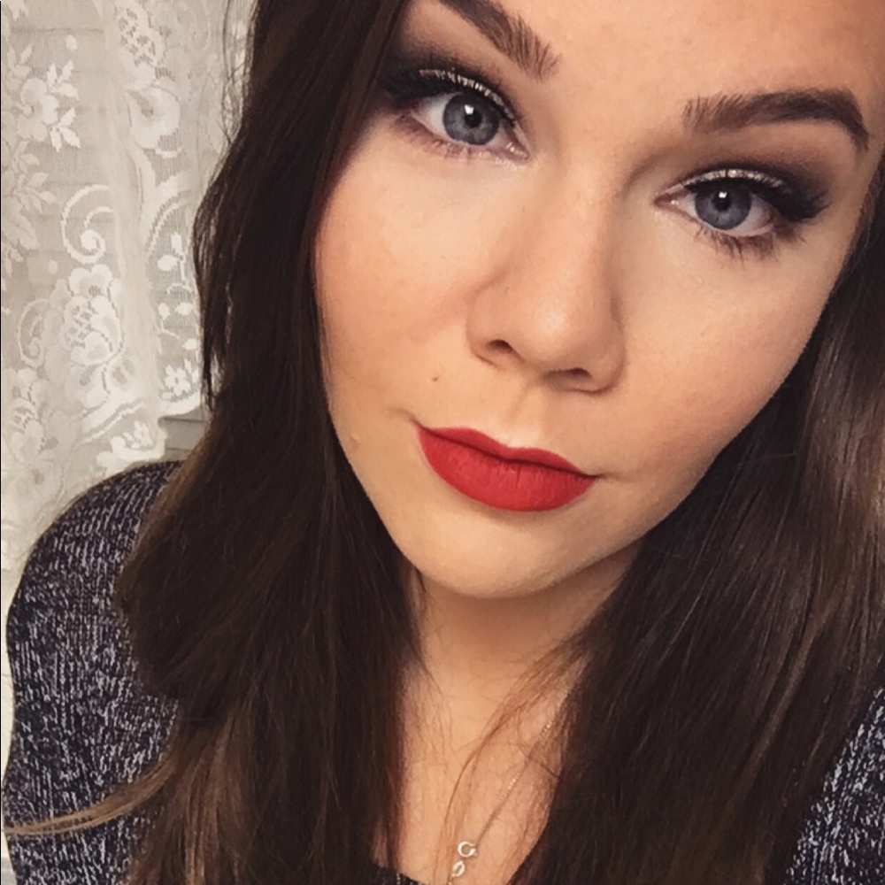 Meet your Posher, Katherine